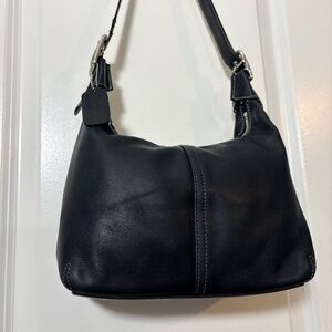 Vintage 2005 Coach Soho Leather Convertible Crossbody / Shoulder Bag – 9566